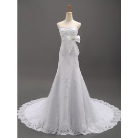Eleganti abiti da sposa in tulle A-line bianco con scollatura a cuore