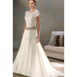 Splendido abito da sposa moderno con perline e cintura