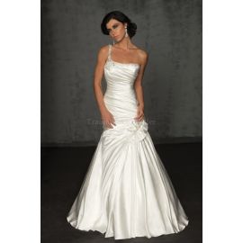 Elegante abito da sposa affascinante con corpetto pieghettato in taffetà
